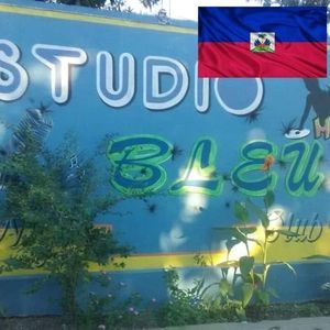 Meet your Posher, Max